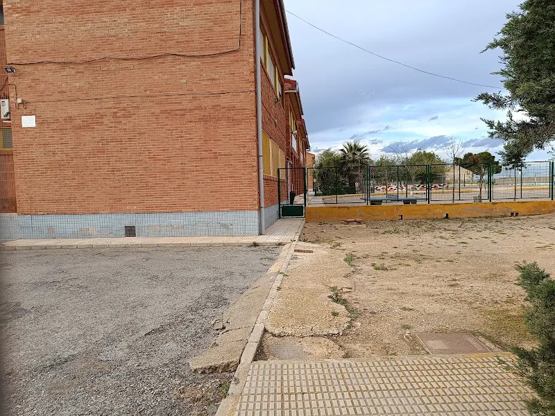 Colegio Público Vicente Medina - Colegio público en Cartagena - foto 2