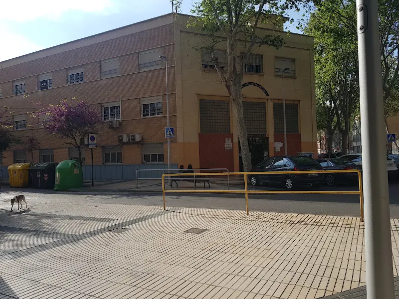 R.R.Adoratrices - Escuela de enseñanza general en Cartagena - foto 2