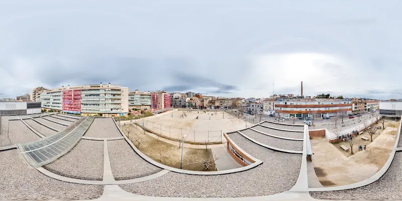 Institut Montserrat Roig - Centro de educación secundaria en Terrassa - foto 2
