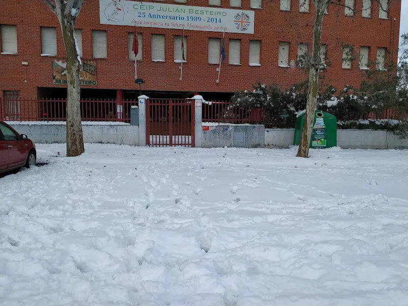 Colegio Público Julián Besteiro - Colegio público en Mostoles - foto 2