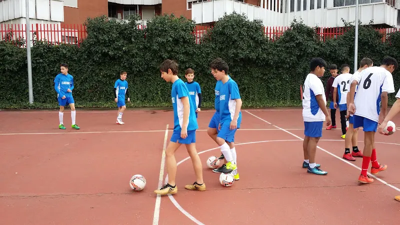 IES Miguel Hernández - Instituto de secundaria en Mostoles - foto 2