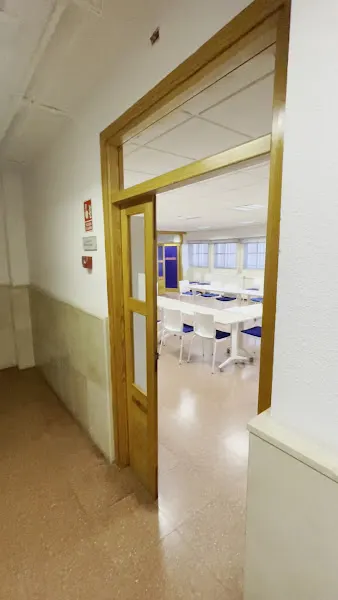 Centro de Educación de Personas Adultas Agustina de Aragón - Centro educativo en Mostoles - foto 2