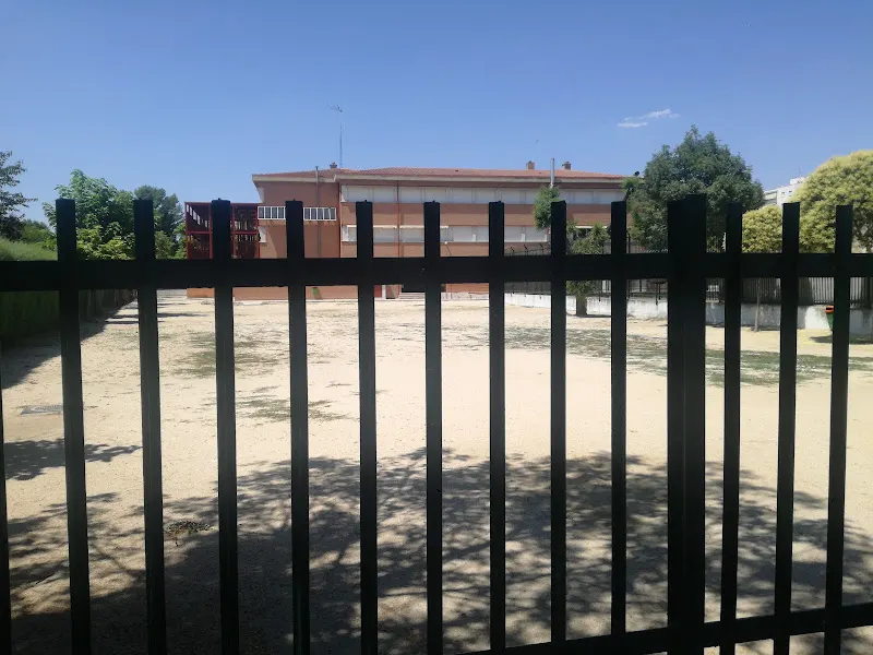 CEIP Luis Vives - Escuela de primaria en Alcalá de Henares - foto 2