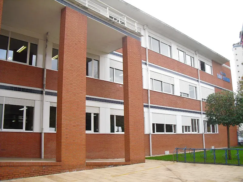 Colegio San Cernin - Pamplona