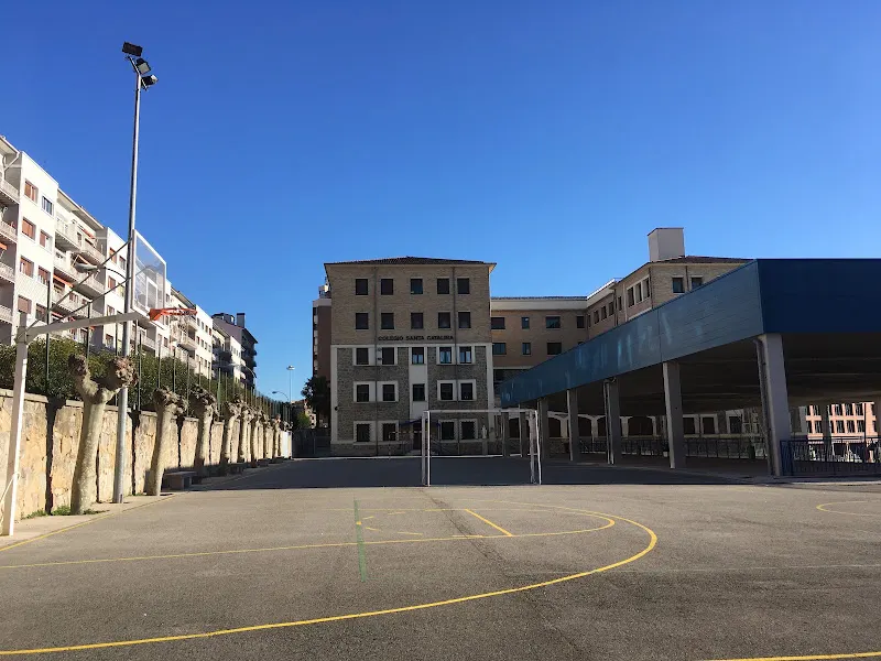 Colegio Santa Catalina Labouré - Pamplona