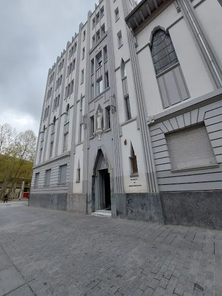 Centro de Formación Profesional María Inmaculada - Centro de formación en Pamplona - foto 2