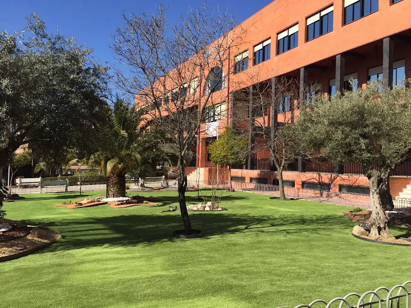 Colegio Los Naranjos - Colegio concertado en Fuenlabrada - foto 2