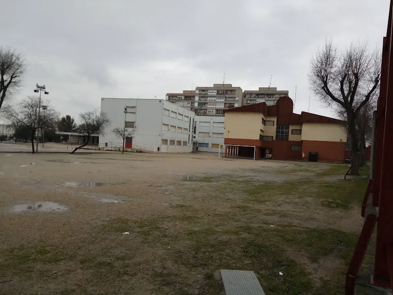 Colegio Público Andrés Manjón - Colegio público en Fuenlabrada - foto 2