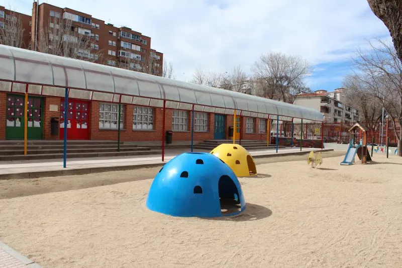 CEIP Greenpeace - Colegio público en Fuenlabrada - foto 2