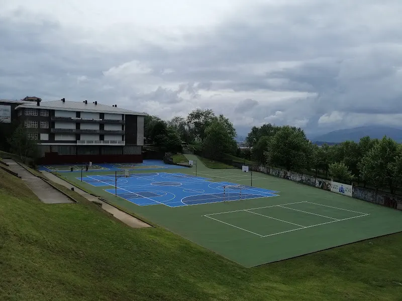 Colegio Bilingüe Santa María Micaela - Santander
