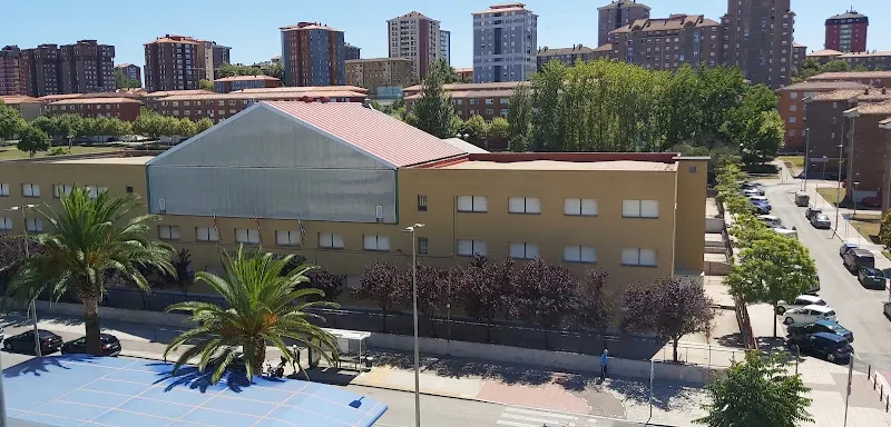 CEIP María Sanz de Sautuola - Colegio público en Santander - foto 2