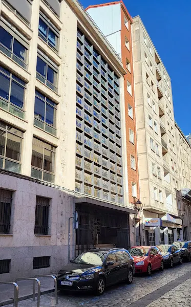 Colegio "Jesús Reparador" (Reparadoras) - Colegio bilingüe en Burgos - foto 2