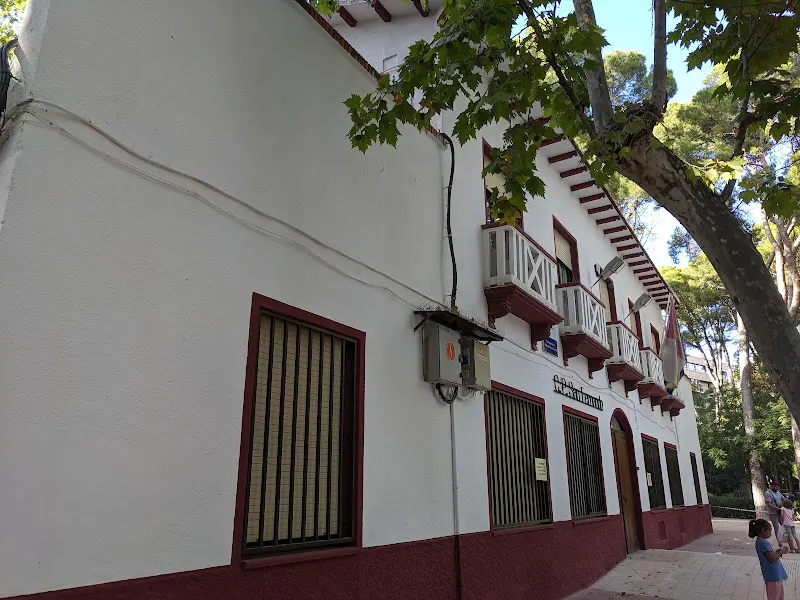 Colegio Público San Fernando - Escuela de enseñanza general en Albacete - foto 2
