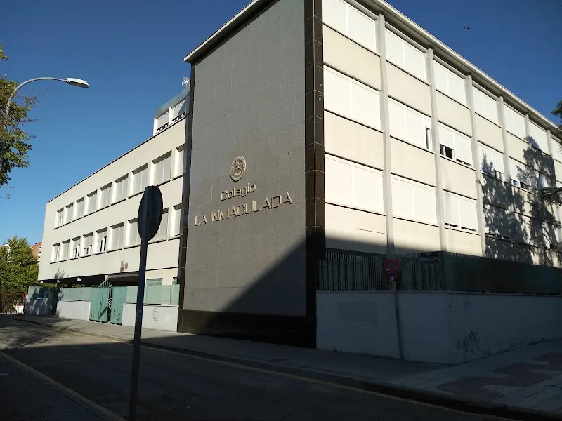 Colegio La Inmaculada - Escuela K-12 en Alcorcón - foto 3