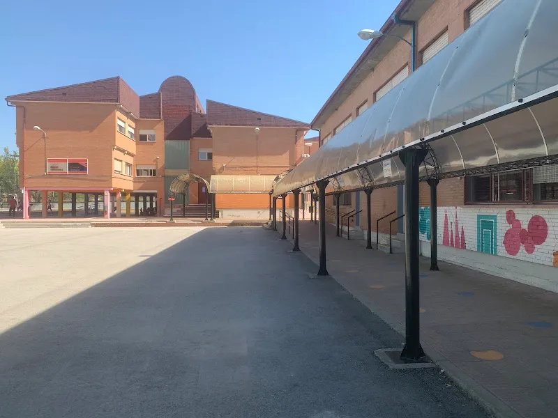 CEIP Miguel Hernández - Escuela primaria en Alcorcón - foto 3