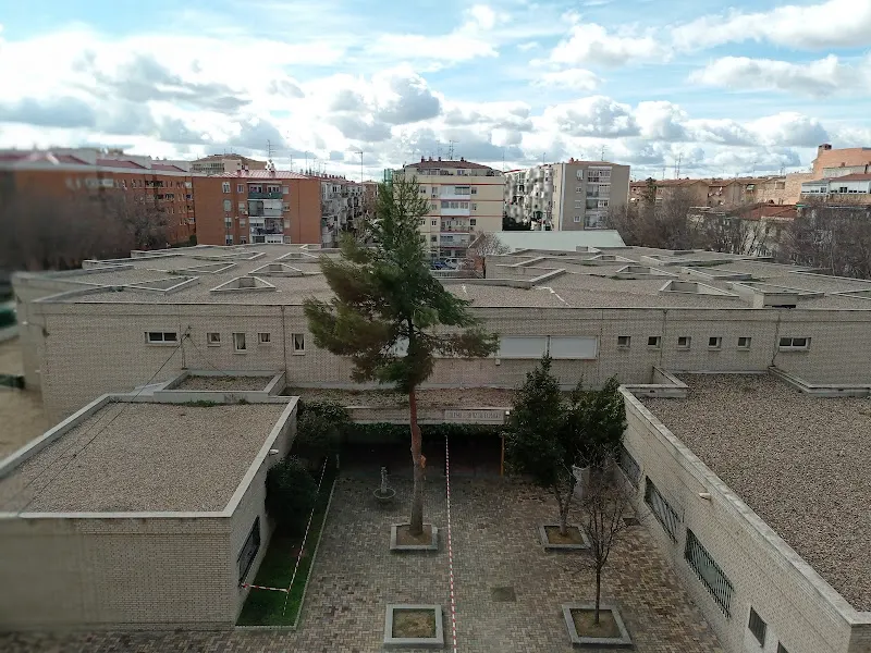 CEIP Ortiz Echagüe - Escuela de primaria en Getafe - foto 2