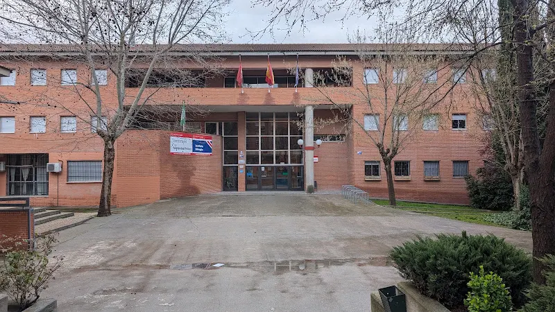 IES Menéndez Pelayo - Instituto de secundaria en Getafe - foto 2