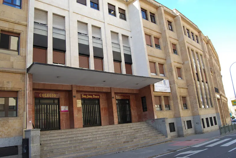 Colegio Concertado Bilingüe San Juan Bosco - Colegio concertado en Salamanca - foto 2