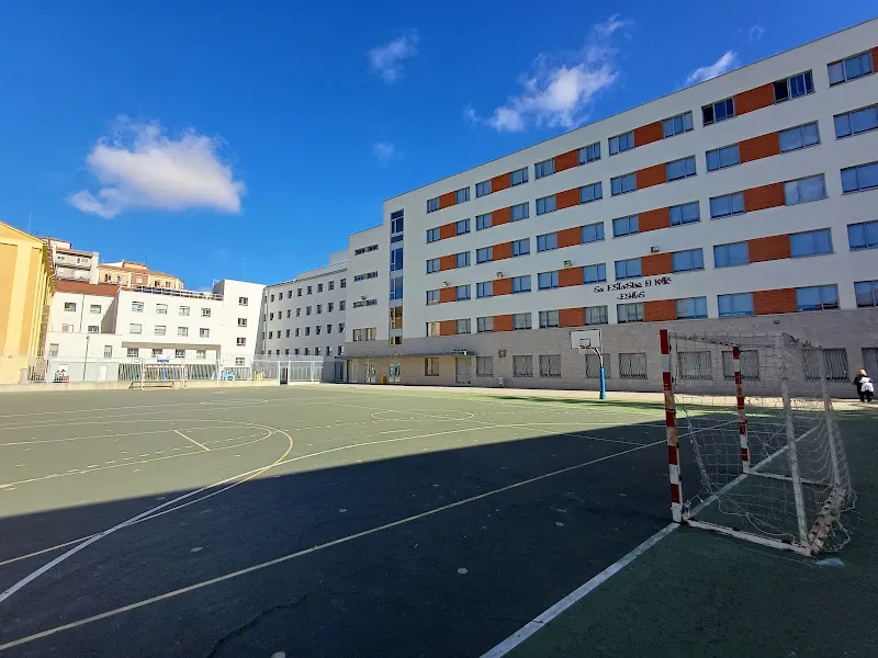 Colegio San Estanislao de Kostka - Colegio concertado en Salamanca - foto 3