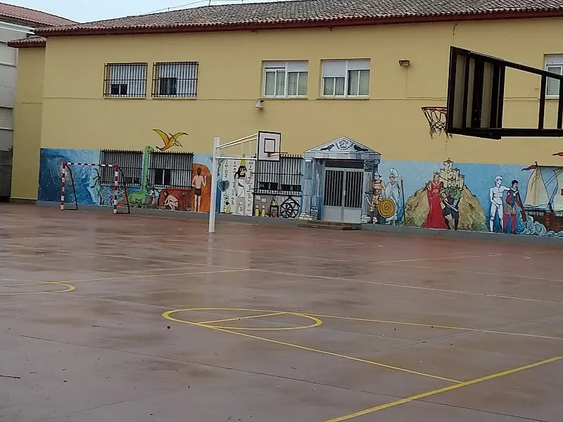 CEIP Nuestra Señora de la Soledad - Escuela de primaria en Badajoz - foto 2