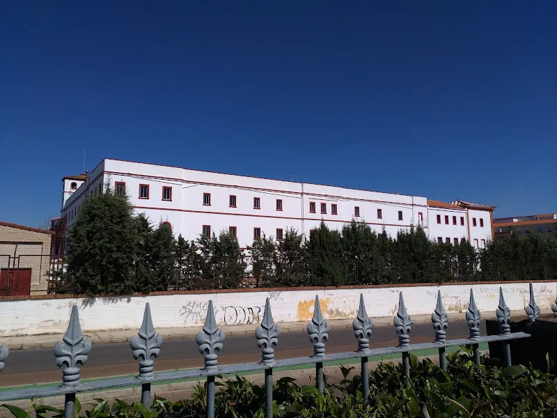 Colegio Diocesano San Atón - Badajoz