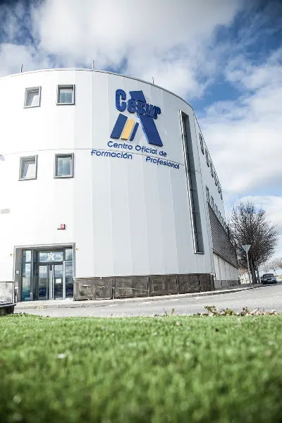 CESUR Badajoz Formación Profesional - Centro de formación profesional en Badajoz - foto 3