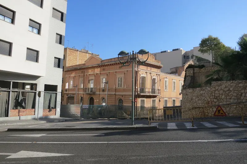 Escola Saavedra - Escuela de primaria en Tarragona - foto 2