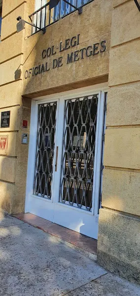 Col·legi Oficial de Metges de Tarragona - Grupo médico en Tarragona - foto 2