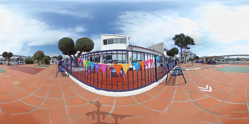 The English International College - Colegio privado en Málaga - foto 2