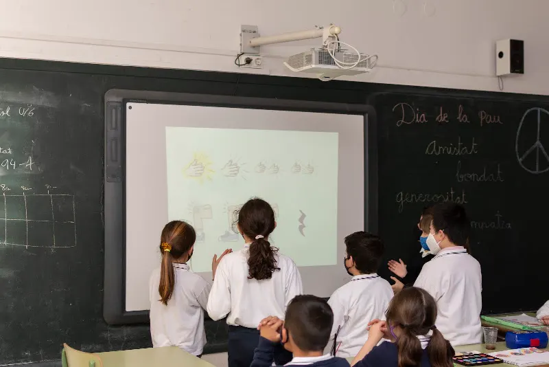 Colegio Virgen del Carmen - Colegio concertado en Santa Coloma de Gramenet - foto 2