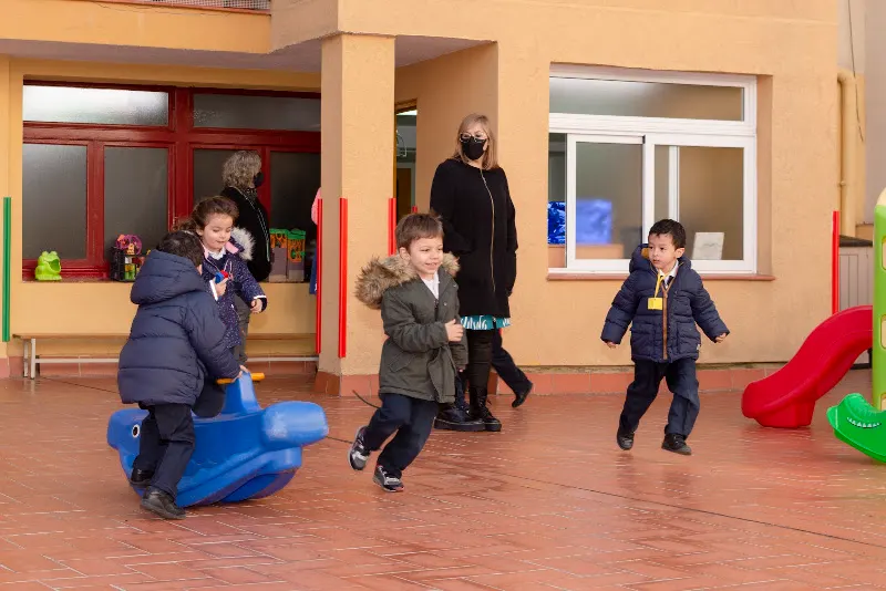 Colegio Virgen del Carmen - Colegio concertado en Santa Coloma de Gramenet - foto 3