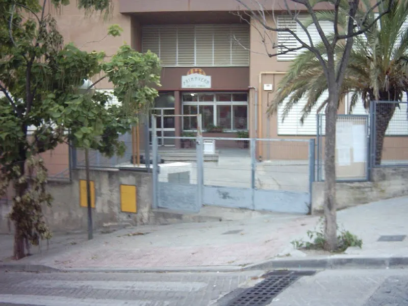 Escuela Primavera - Escuela de primaria en Santa Coloma de Gramenet - foto 3
