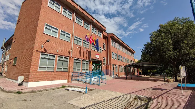 CEIP Juan Ramón Jiménez - Colegio público en Torrejón de Ardoz - foto 2