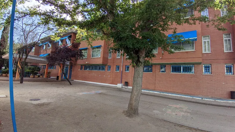 CEIP Pinocho - Escuela de primaria en Torrejón de Ardoz - foto 2