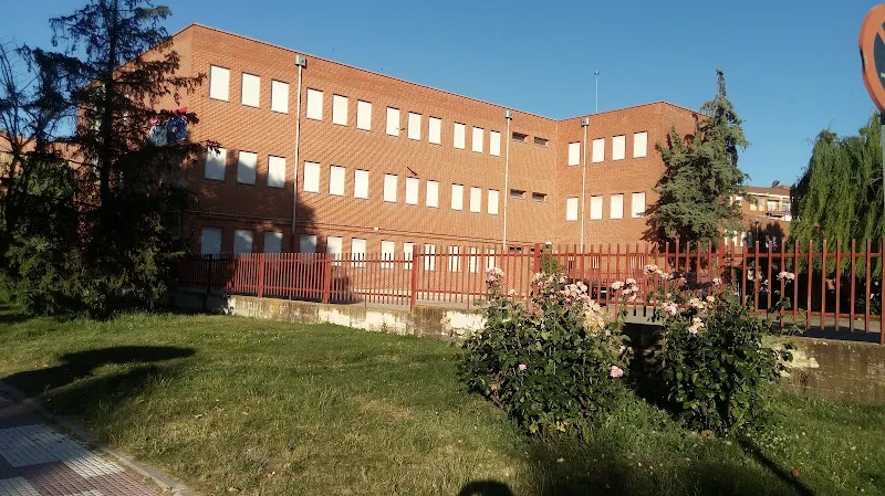 I.E.S. Ágora - Instituto de secundaria en Alcobendas - foto 2