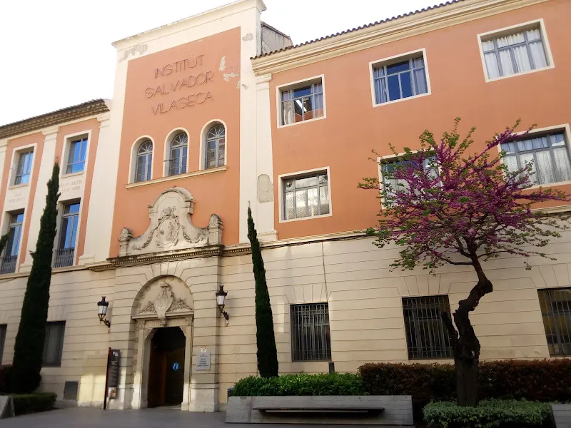 Institut Salvador Vilaseca - Instituto de secundaria en Reus - foto 2