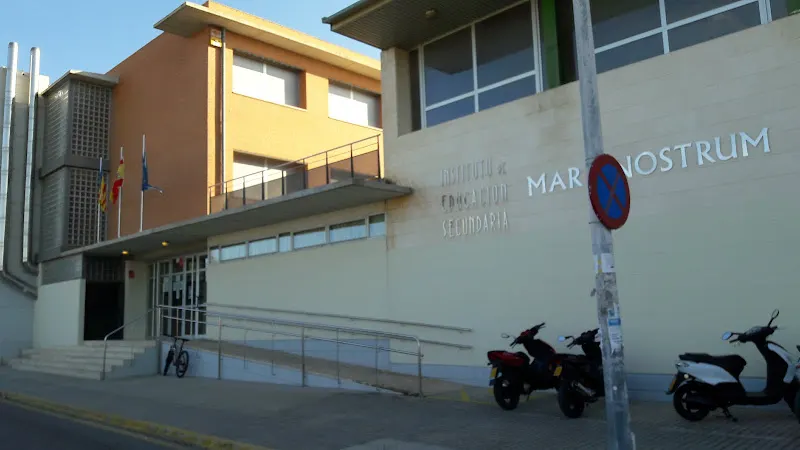 IES Mare Nostrum - Instituto de secundaria en Torrevieja - foto 2