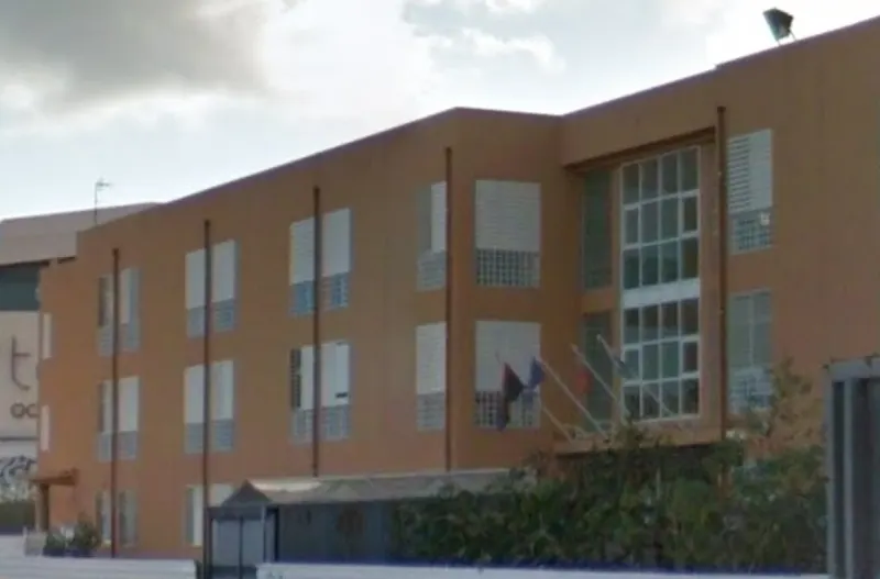 IES Profesor Juan Pulido Castro - Centro de educación secundaria en Telde - foto 2