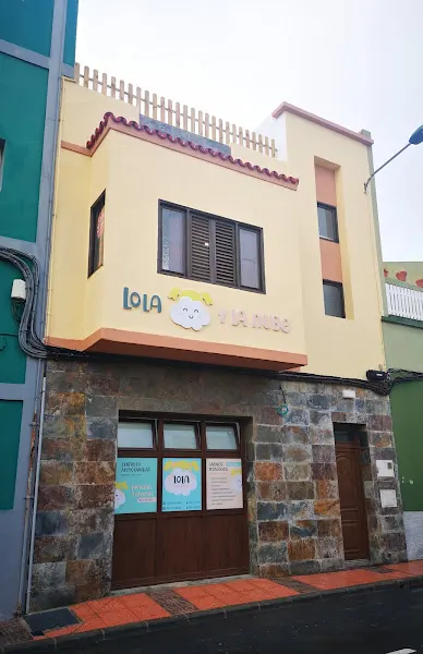 Lola y la nube - Añadir categoría en Telde - foto 2