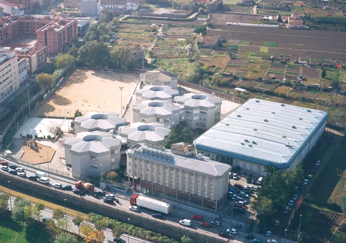 Col·legi Maristes Girona - Escuela de primaria en Girona - foto 3