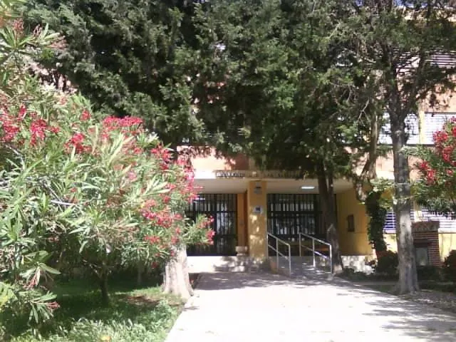 Instituto de Educación Secundaria Ies las Banderas - Cádiz