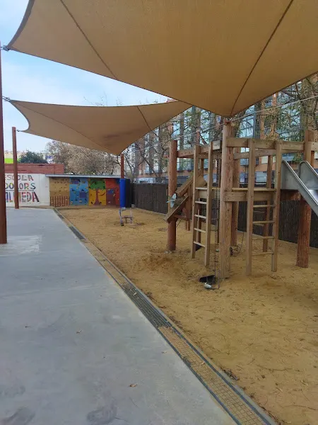 CEIP Dolors Almeda - Colegio público en Cornellà de Llobregat - foto 2