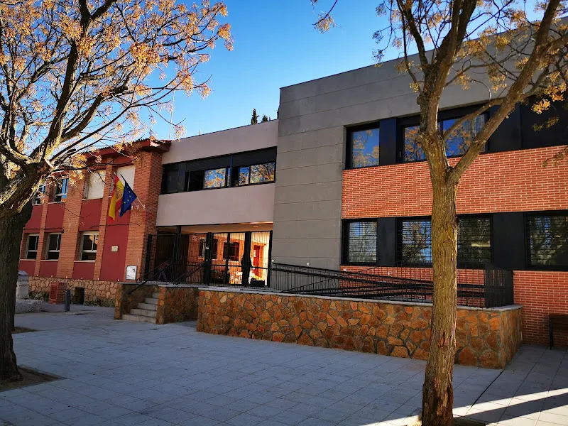 Colegio Rural Agrupado Francisco Ibáñez - Colegio público en Guadalajara - foto 2