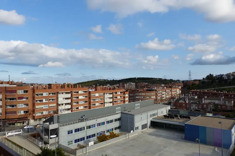 Escuela Vicente Ferrer - Centro escolar en Sant Boi de Llobregat - foto 2