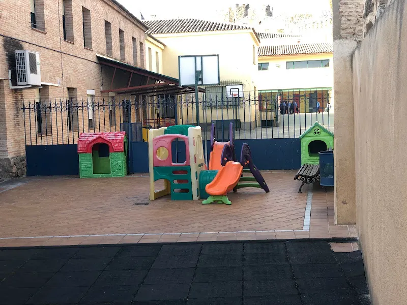 Colegio Santiago el Mayor - Toledo