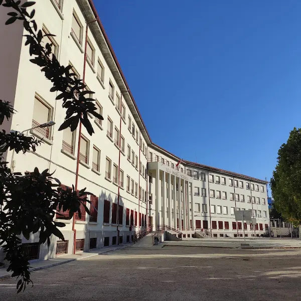 IES Maria Pacheco - Instituto de secundaria en Toledo - foto 2