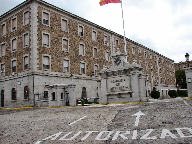 Academia de Infantería - Escuela militar en Toledo - foto 2