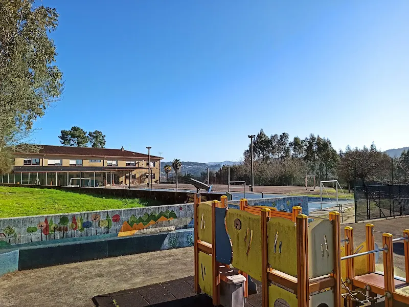 CEIP Cabanas - Escuela de primaria en Pontevedra - foto 2
