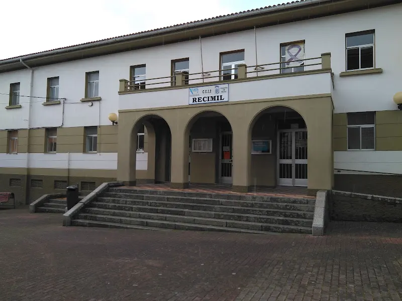 CEIP Plurilingüe Ángela Ruiz Robles