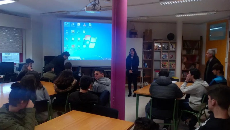 Instituto de Educación Secundaria Ferrol Vello - Centro de educación secundaria en Ferrol - foto 2